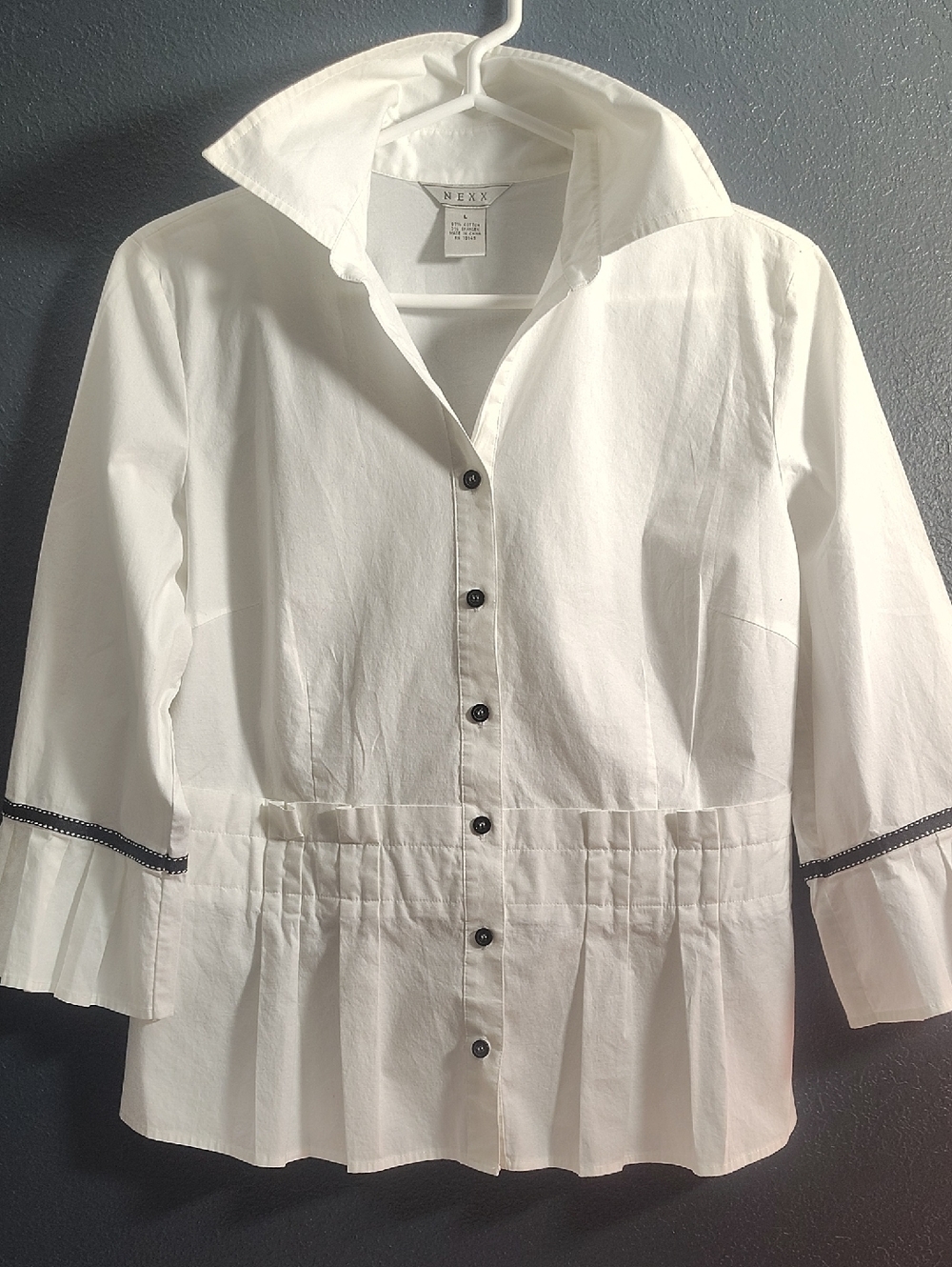 White Sophisticated Button-Front Pleated Waist Chic Blouse with Black Trim